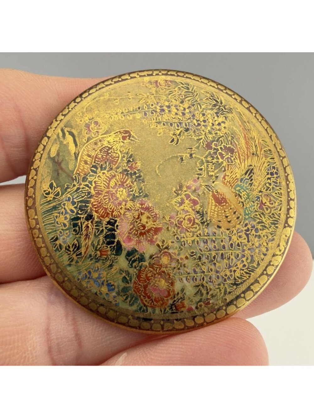 Vintage Japanese Satsuma Brooch Hand Painted Porcelain Floral Gold Tone